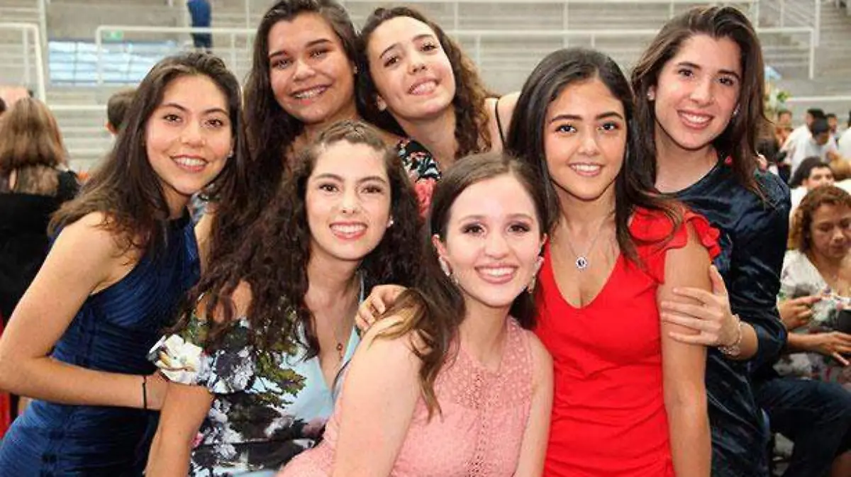 1-kalaya-cervantes,-ana-hernandez,-julia-cardenas,-ale-potter,-mariana-jaime,-fer-garcia-y-chabeli-hernandez