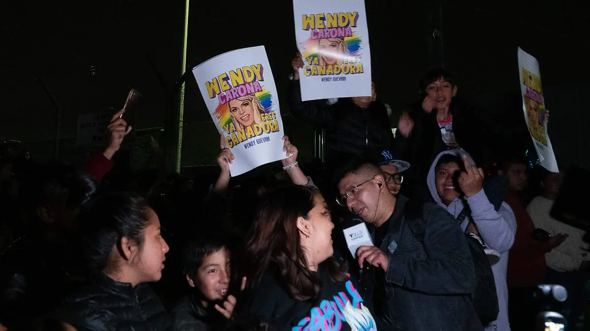 943248_Fanáticos Apoyo Wendy Guevara-5_impreso