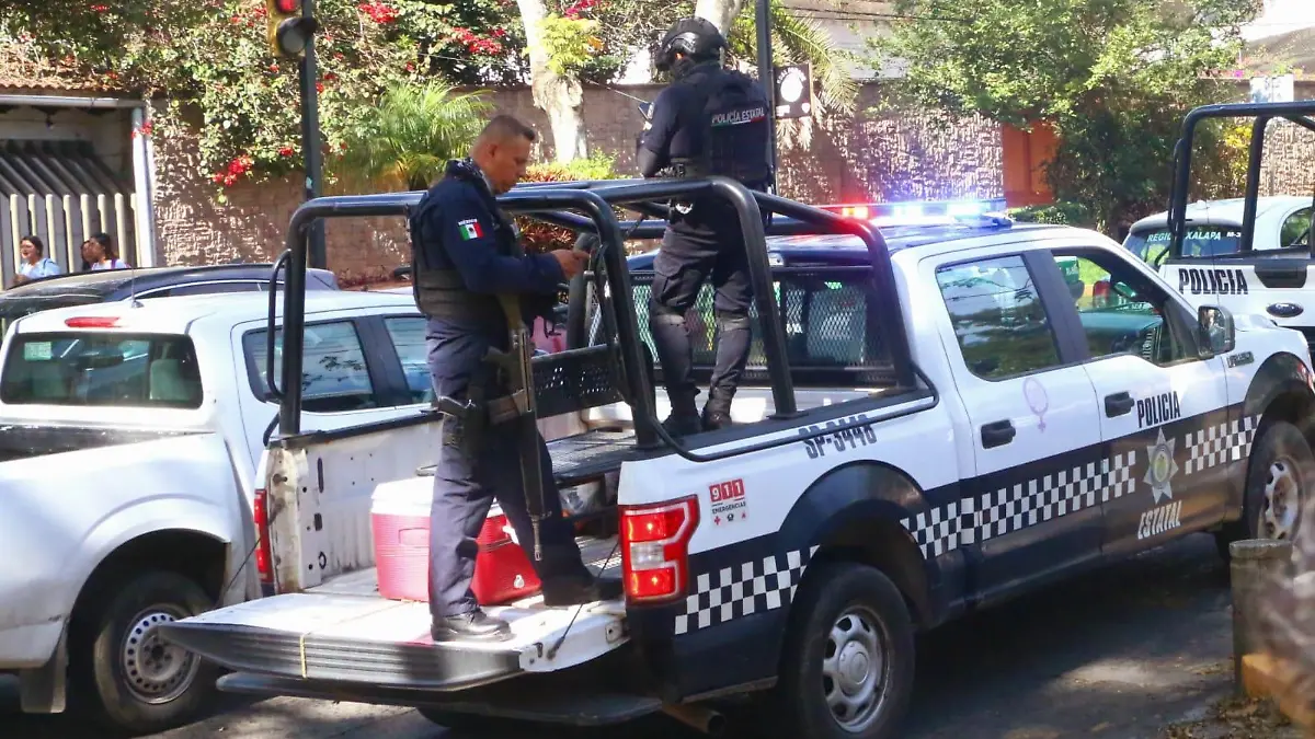 En varios puntos de Veracruz han asesinado a exfuncionario y funcionarios