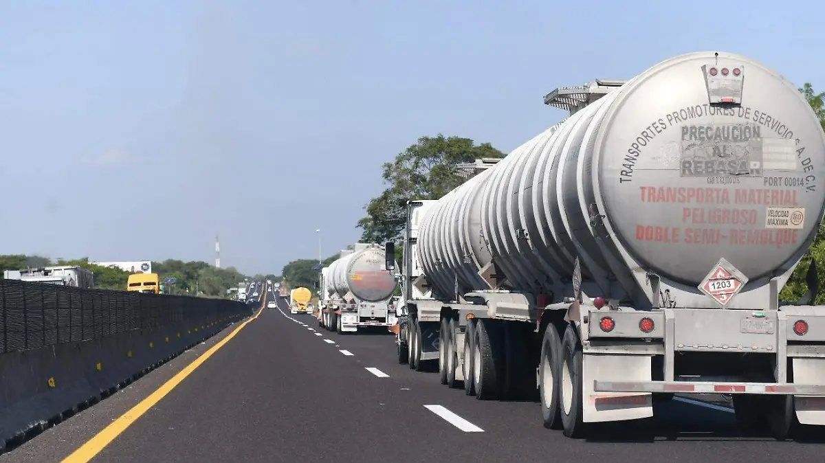 RENE-CARRETERA CARDEL-TAMARINDO