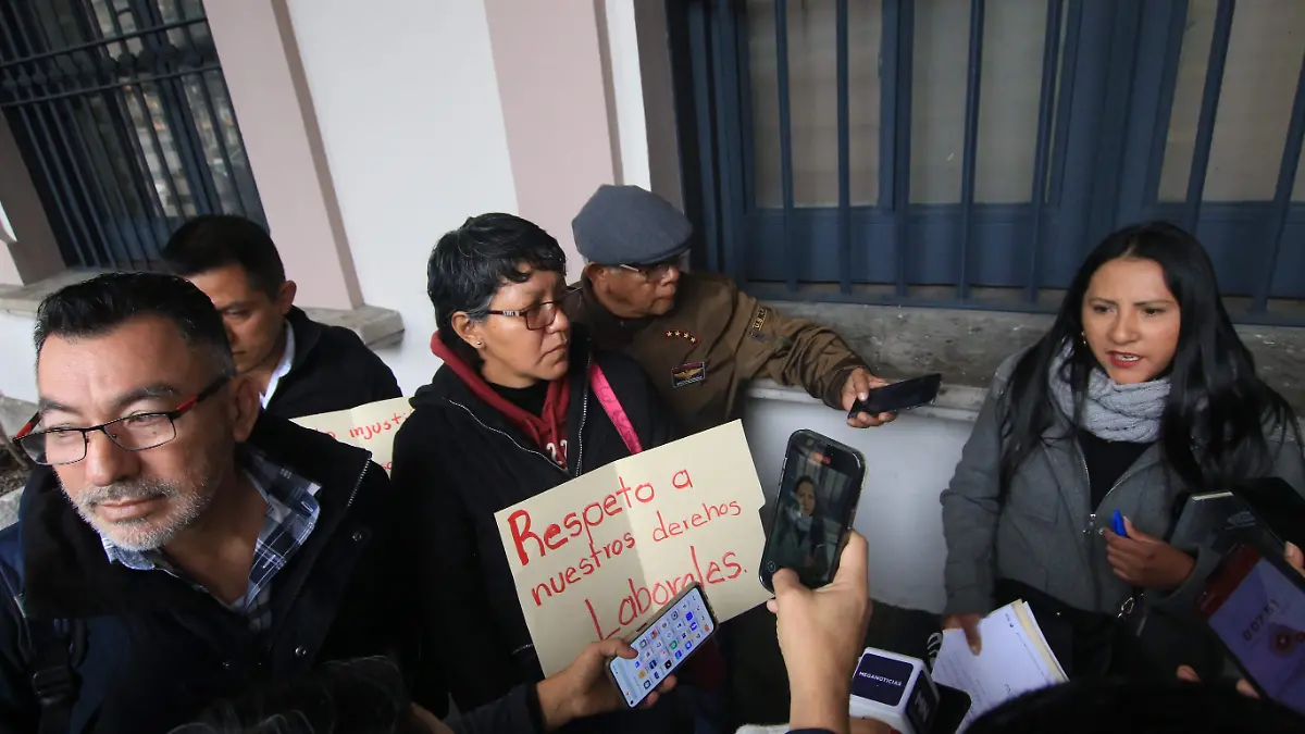 Extrabajadores del programa Vasconcelos denuncian despido injustificado