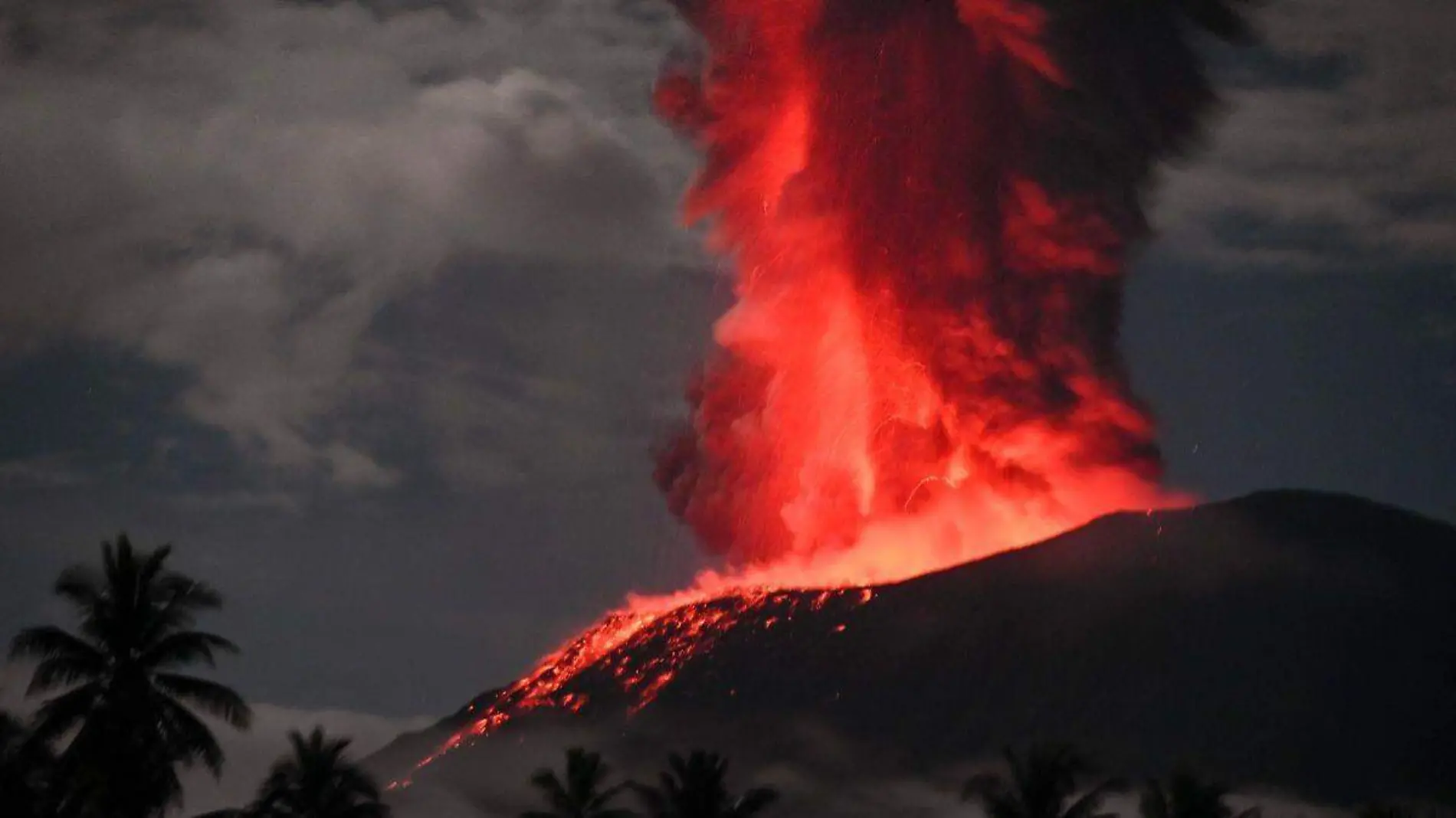 Volcán-Indonesia