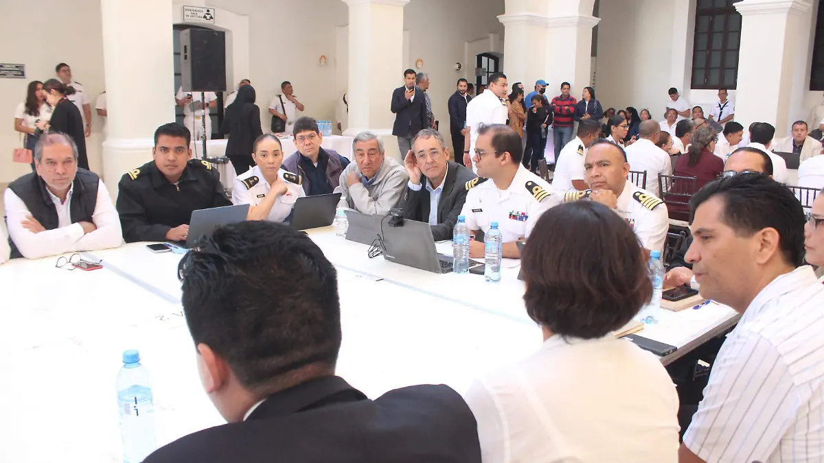 Mesas de trabajo del foro de Economía Moral