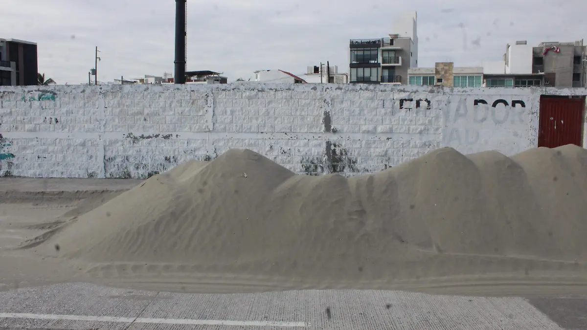 Dunas en bulevar de Boca del Río