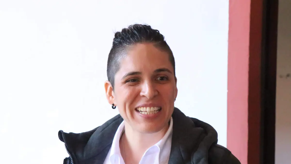 Anaís Landeta Escamilla fundadora de la organización civil de Micratena, dedicada a la conservación de insectos nativos de México