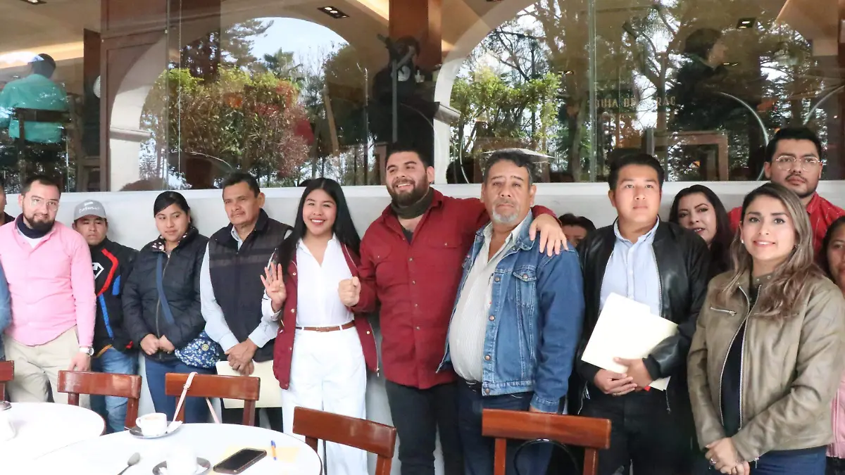 Militantes de Morena en Tlalnelhuayocan