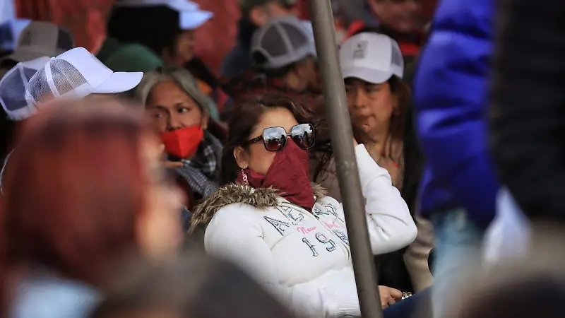 Docentes de la USMEV toman oficinas de la SEV; exigen respeto a derechos de trabajadores