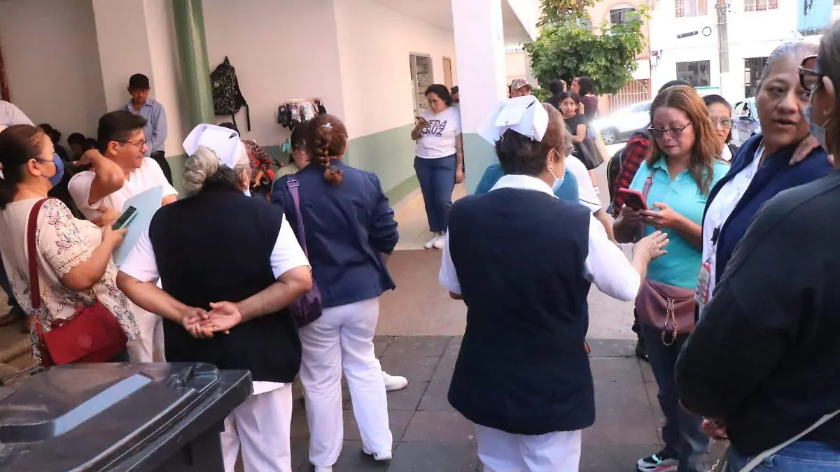 Protestan por nombramiento de jefaturas de enfermería en el Hospital Nachón 