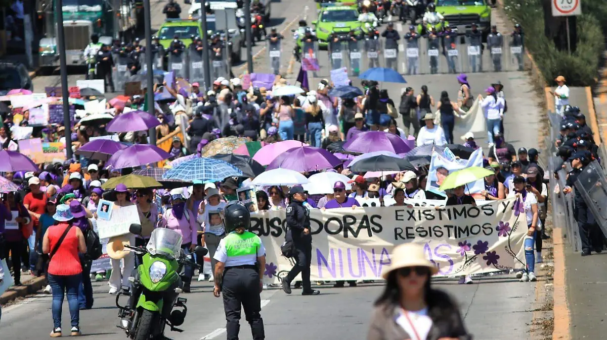 Marcha por el 8M en Lázaro Cárdenas de Xalapa