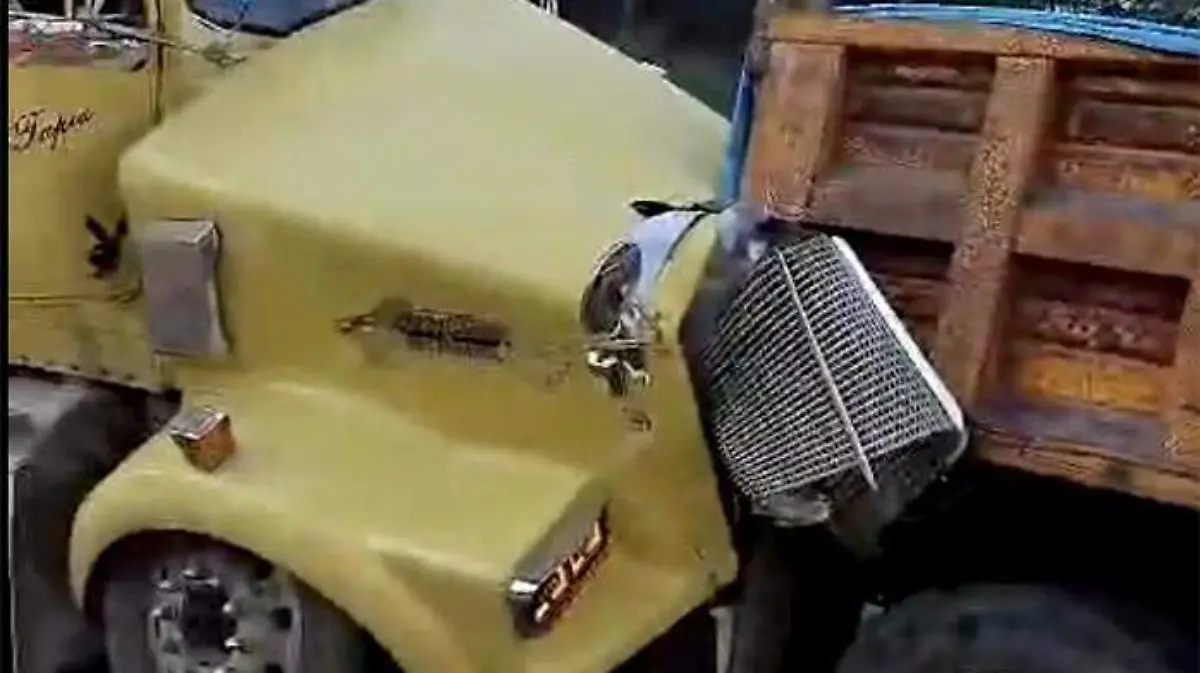 Un camión de volteo evitó que ocurriera un accidente mayor