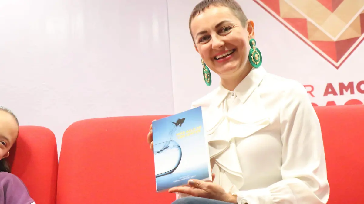 Karina  Martínez Vera9