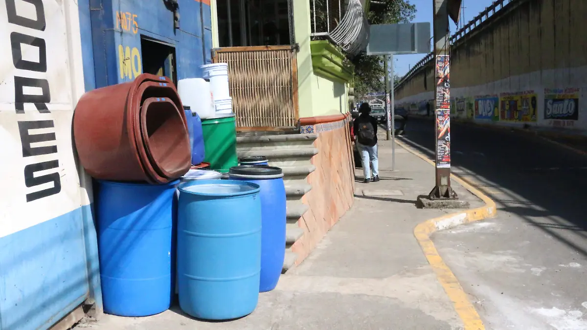 Recipientes para almacenar agua
