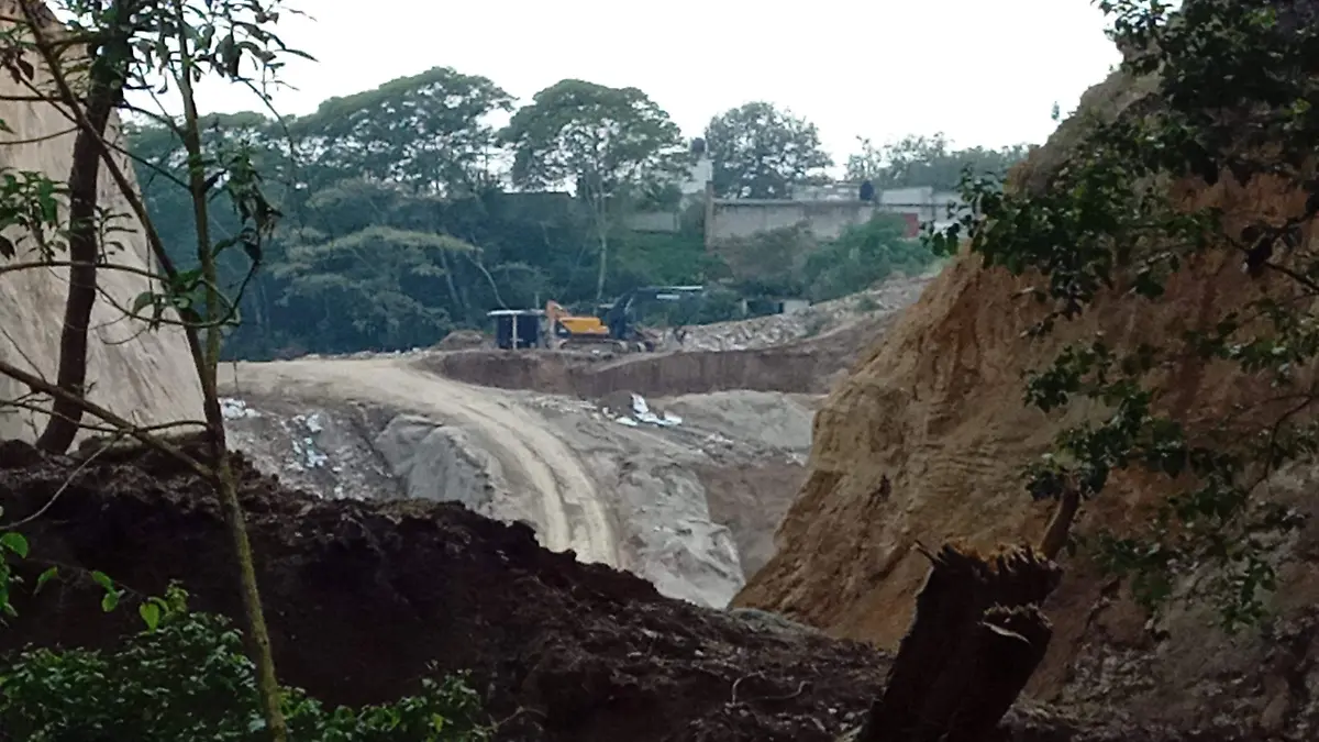 Extracción de arena en La Haciendita 