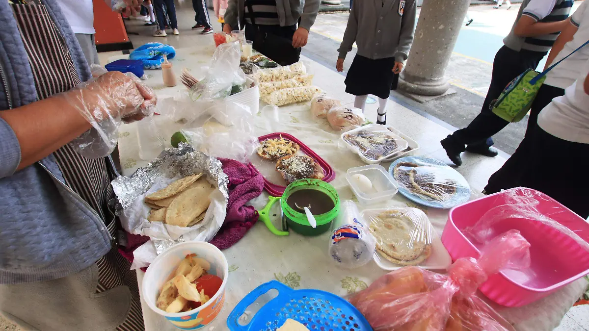 Escuela Rébsamen alimentos