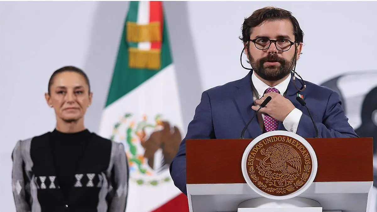 Alejandro Svarch Pérez, director general del IMSS Bienestar