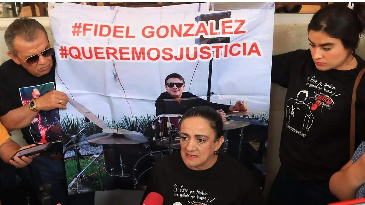 Familiares de Fidel González