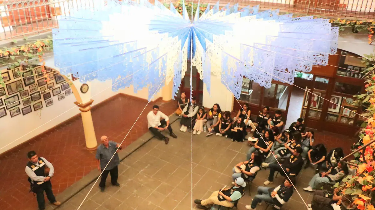 david- Estudiantes Visitan museo)