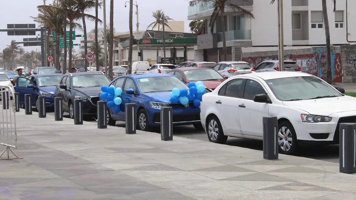 Caravana de la fundación Verautismo 