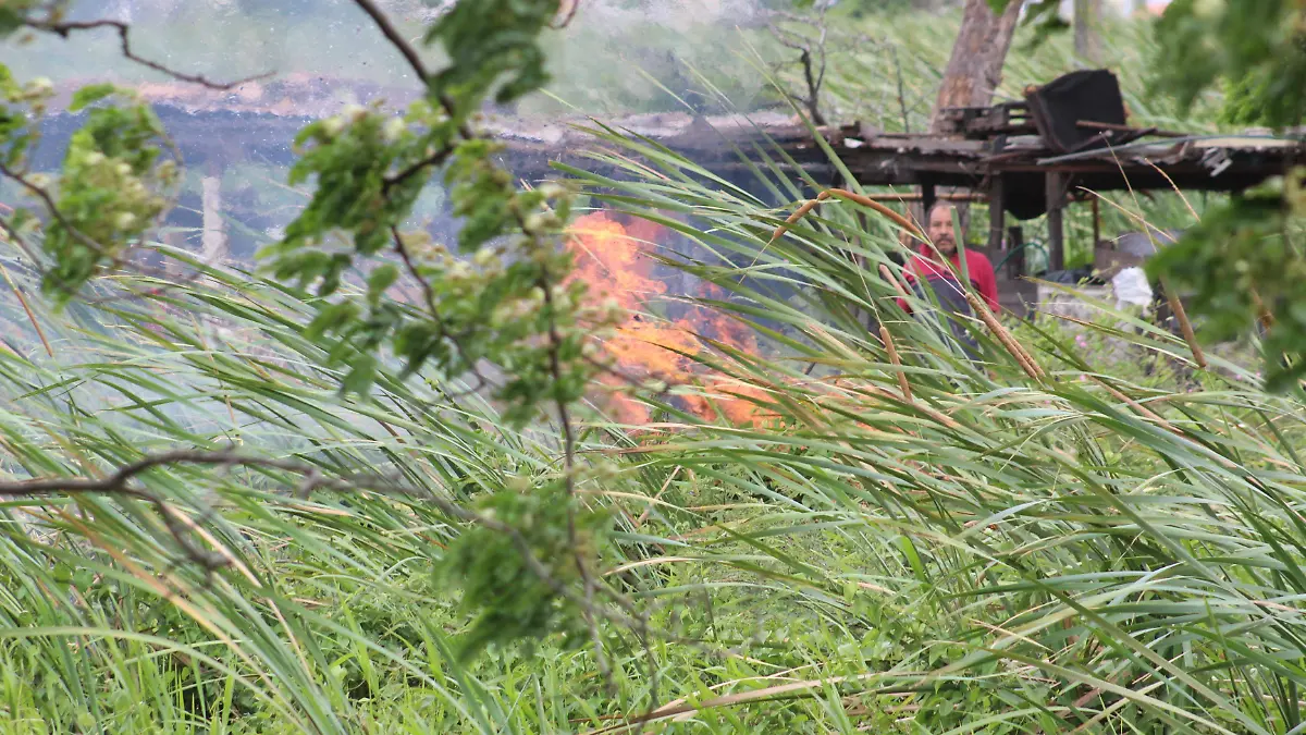 Incendio de pastizal