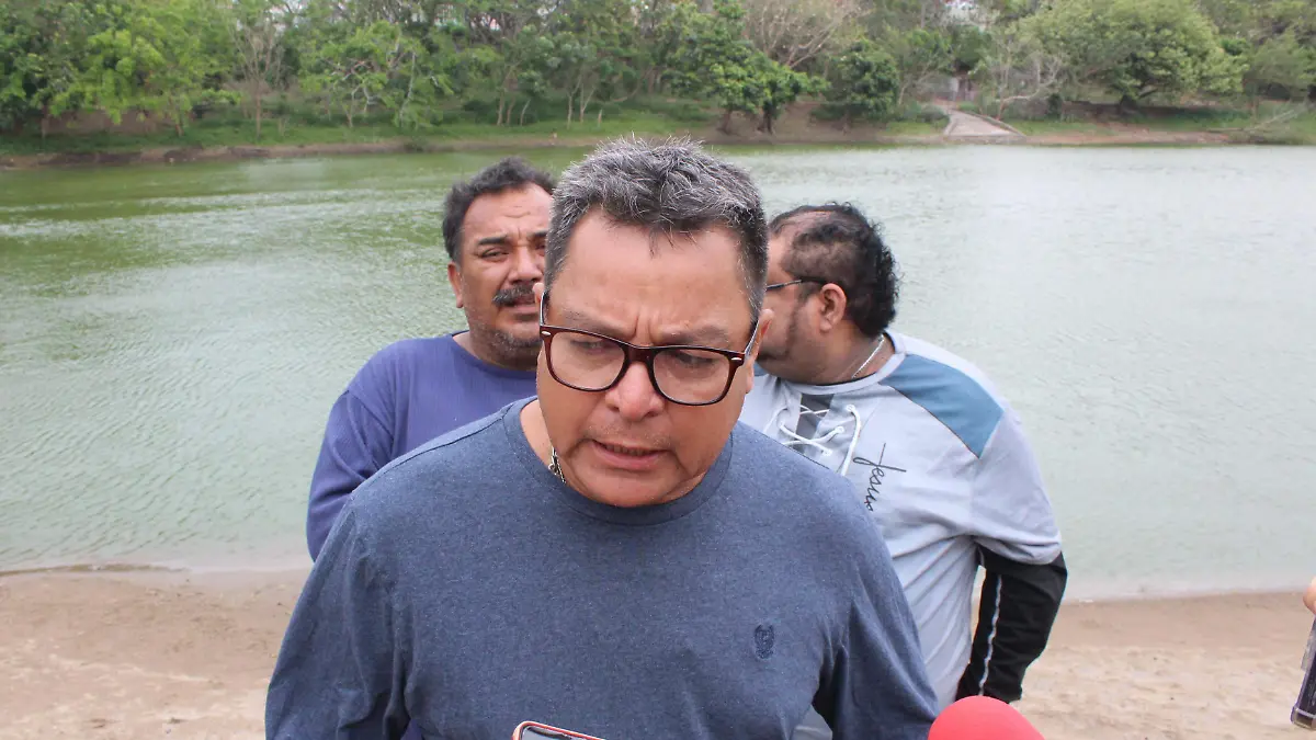 Pescadores de la laguna del coyol 