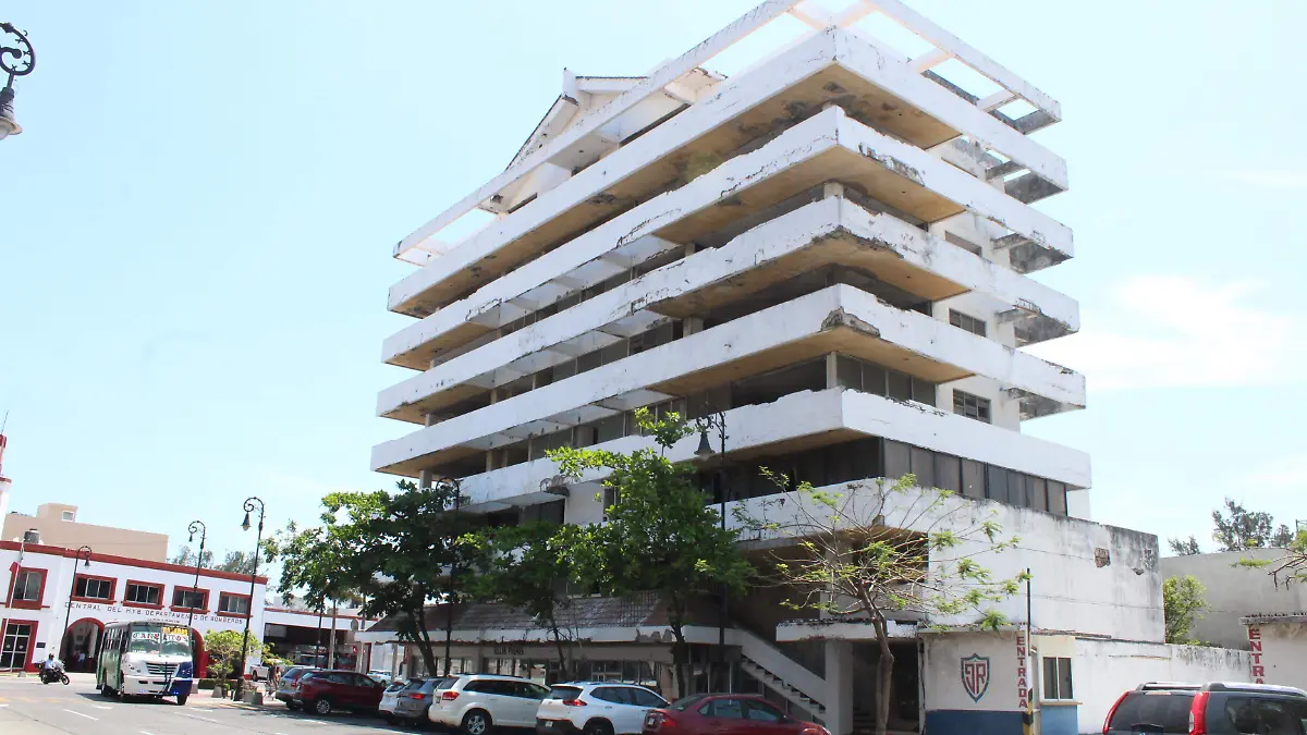 Edificios abandonados en el centro histórico