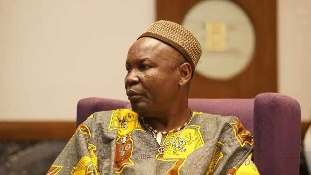 Jean Louis Bingna, príncipe de Camerún