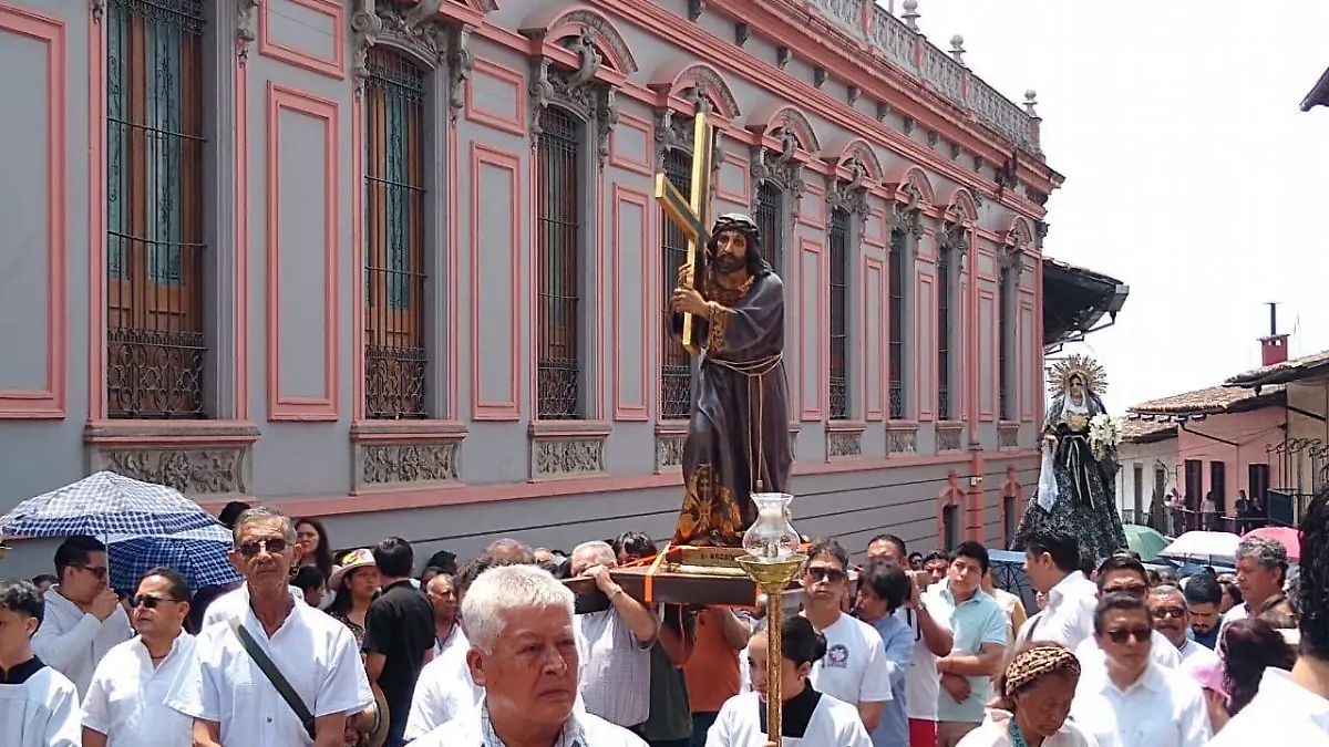 Viacrucis en el Centro de Xalapa