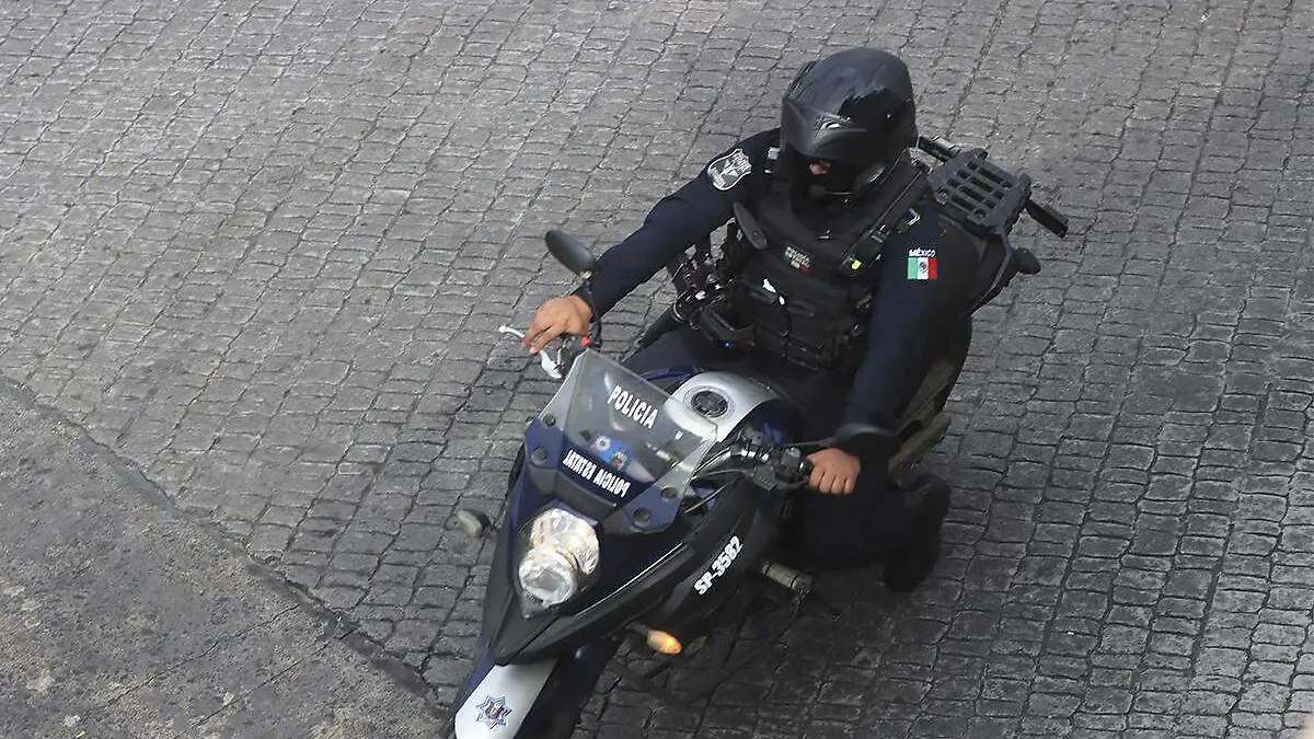 Policía
