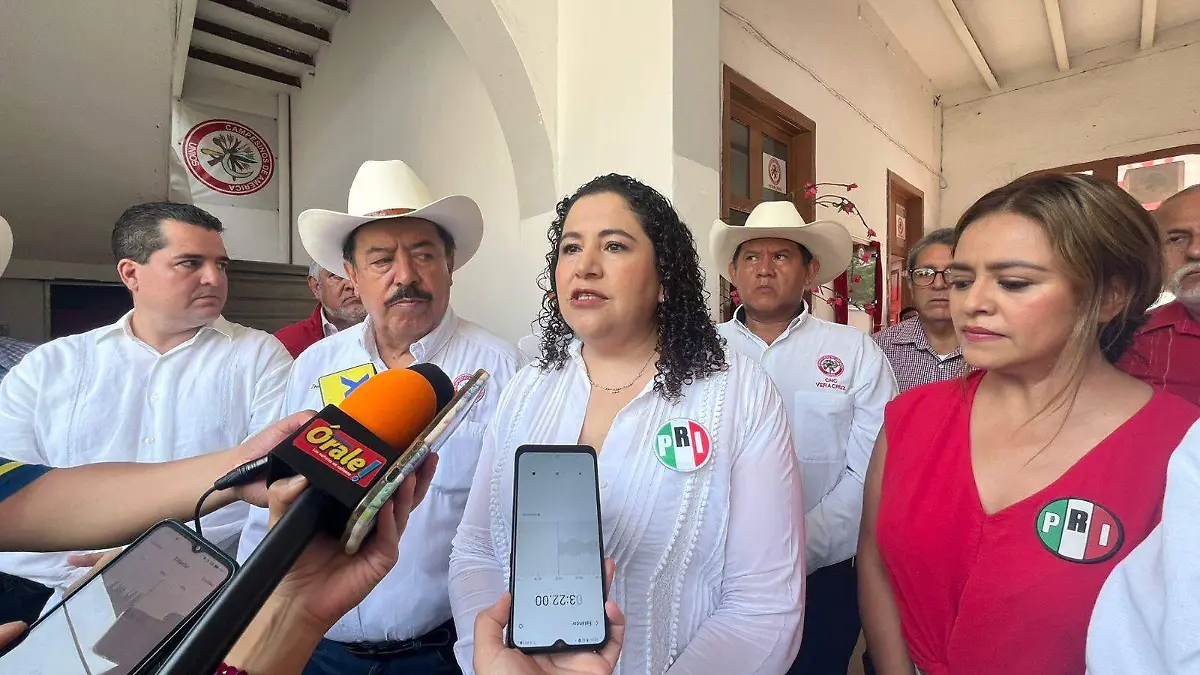 La presidenta de la Confederación Nacional Campesina (CNC), Leticia Barrera Maldonado