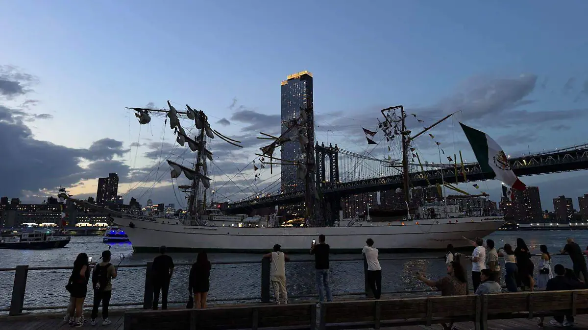 1032549_Choque Buque Cuauhtémoc Brooklyn_impreso