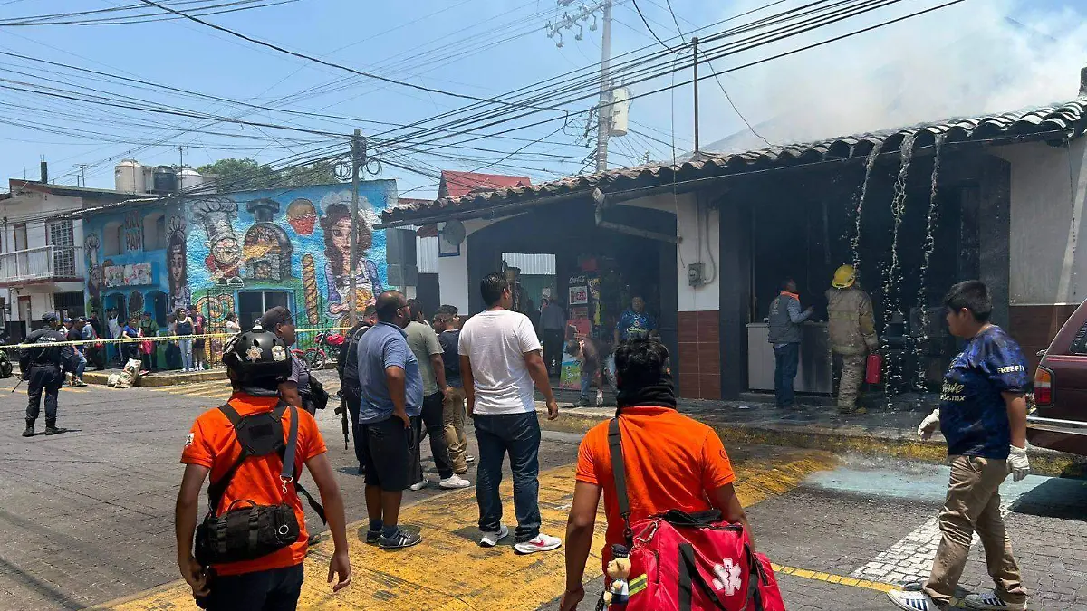 Incendio en tortillería de Teocelo