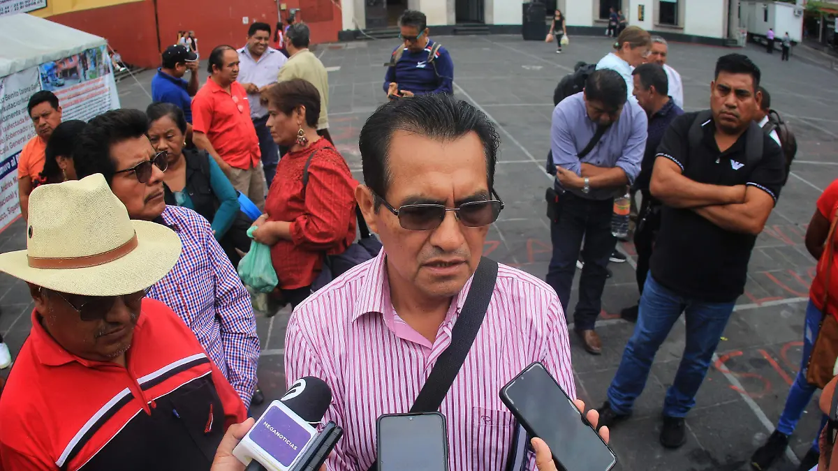 ocentes piden destitución de Nidia Carilú, titular de la Dirección de Educación Indígena de Verac