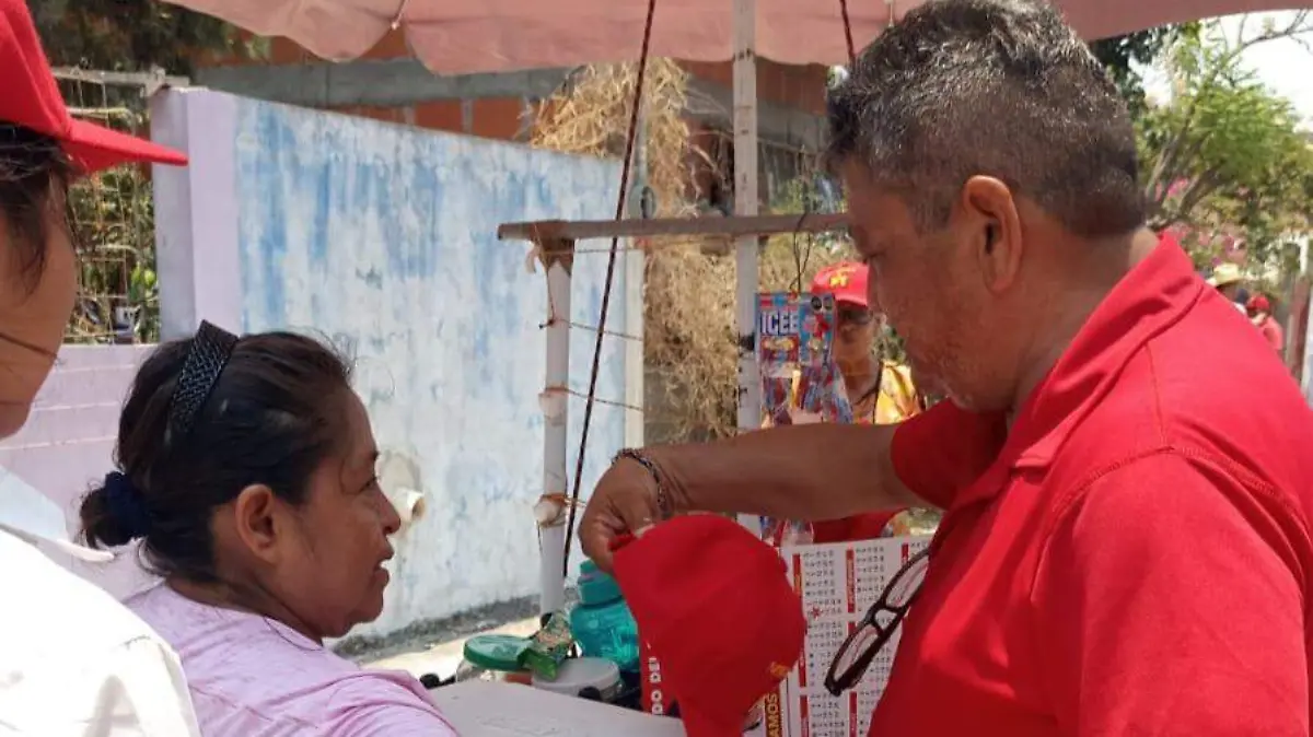 Mario Wong Mario Wong candidato del PT a la alcaldia de Veracruz 