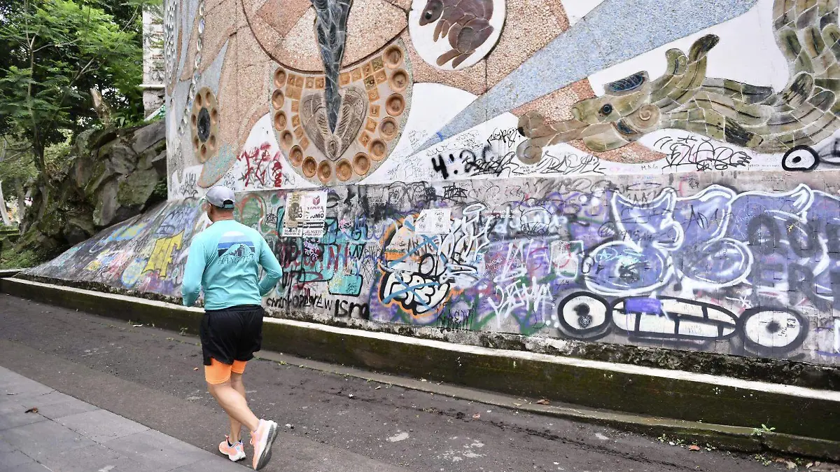 Mural del Paseo de Los Lagos en Xalapa