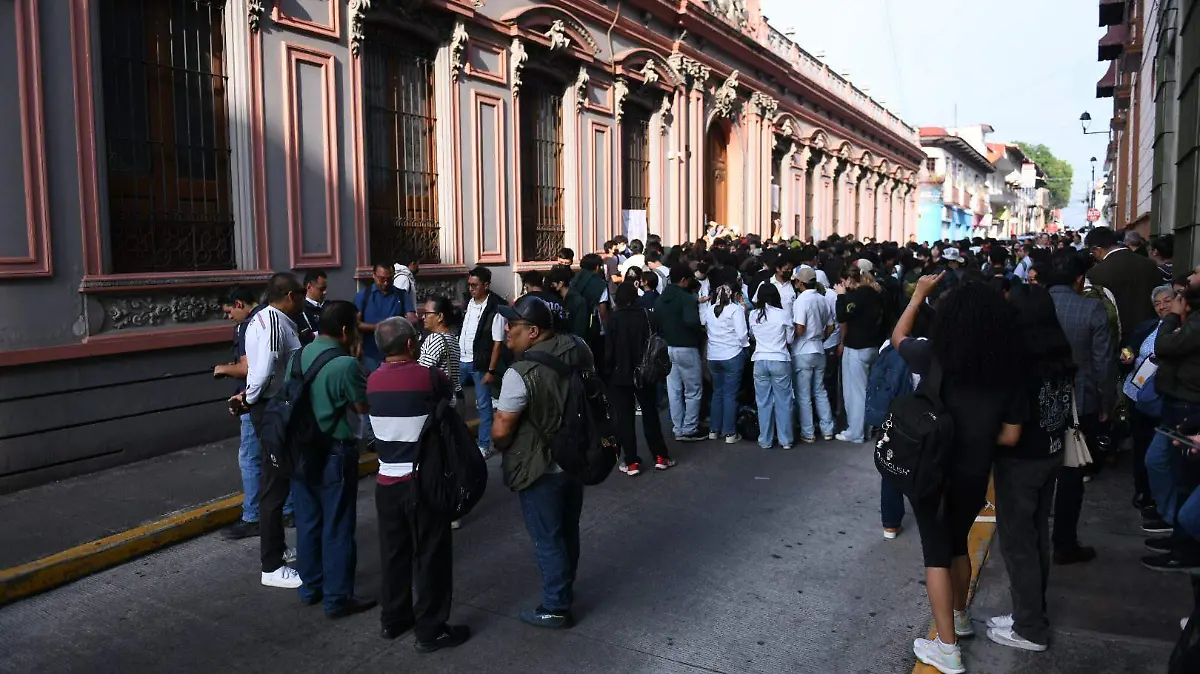 Estudiantes Colegio Preparatorio de Xalapa