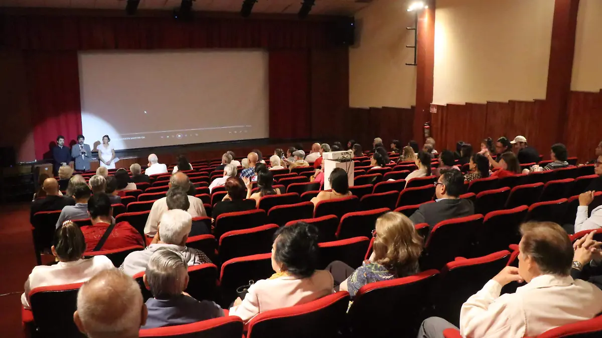 Documental "Roberto Bravo Garzón, Humanista visionario"
