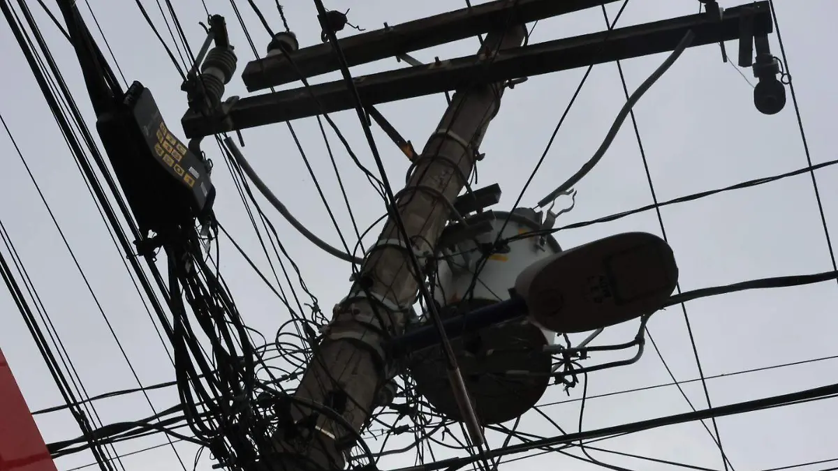 Red eléctrica en la colonia astilleros