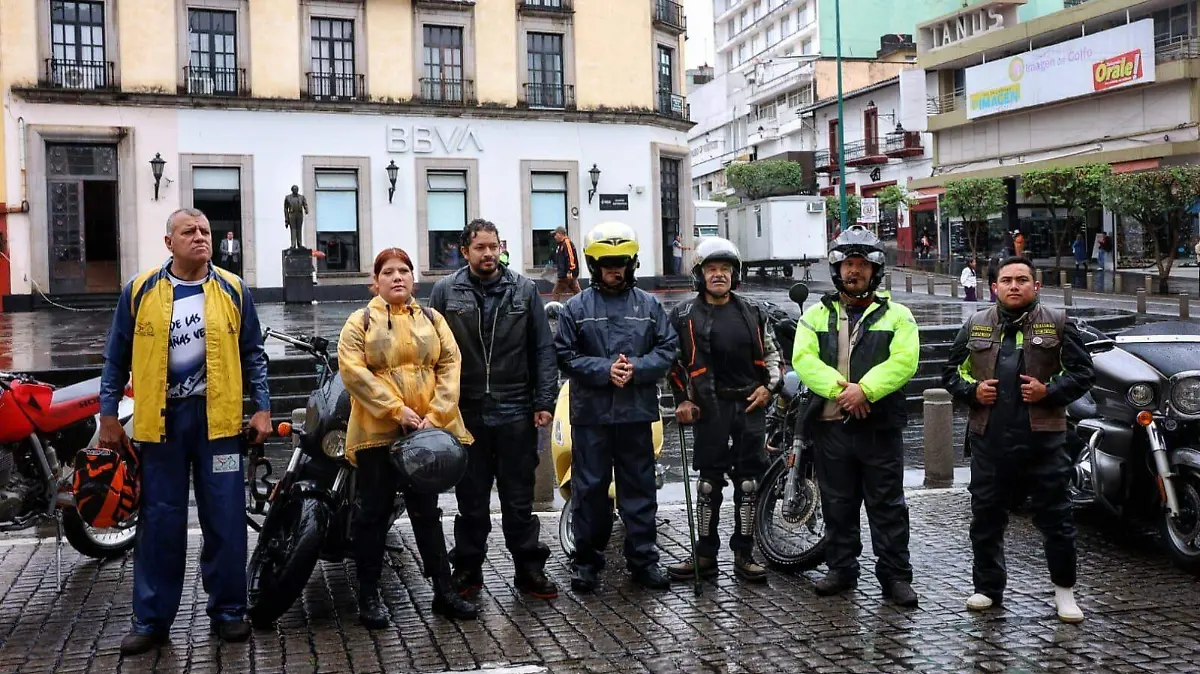 Motociclistas protesta (1)
