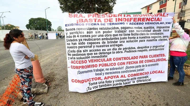 Cierran comercios por obra de rehabilitación de la avenida Araucarias 