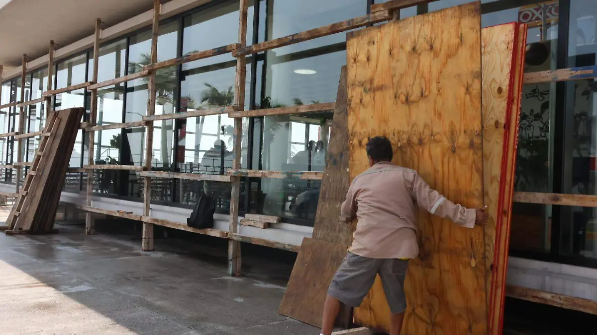 Prestadores de servicios cerca del paseo del carnaval 
