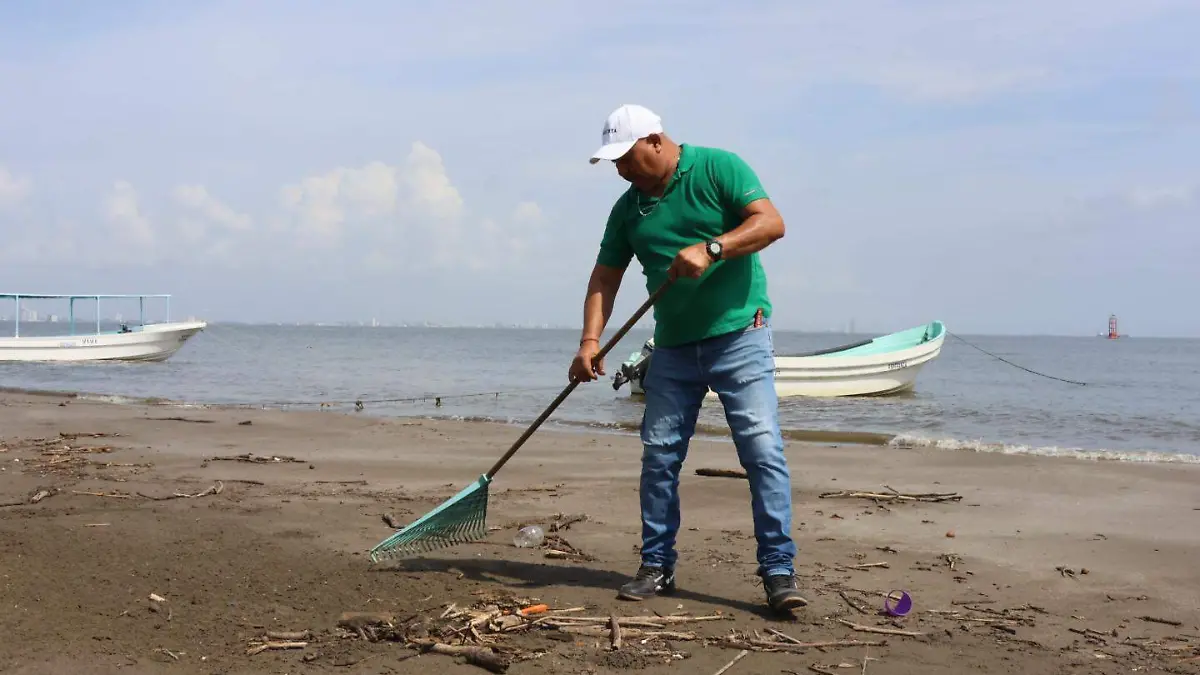 Francisco Ramos de la palapa "Ramos"