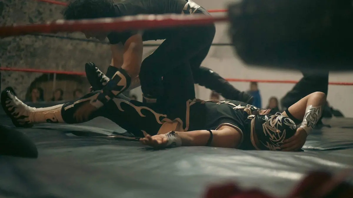 LUCHAS 1