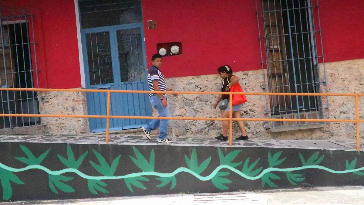 david- Calle González Ortega 456