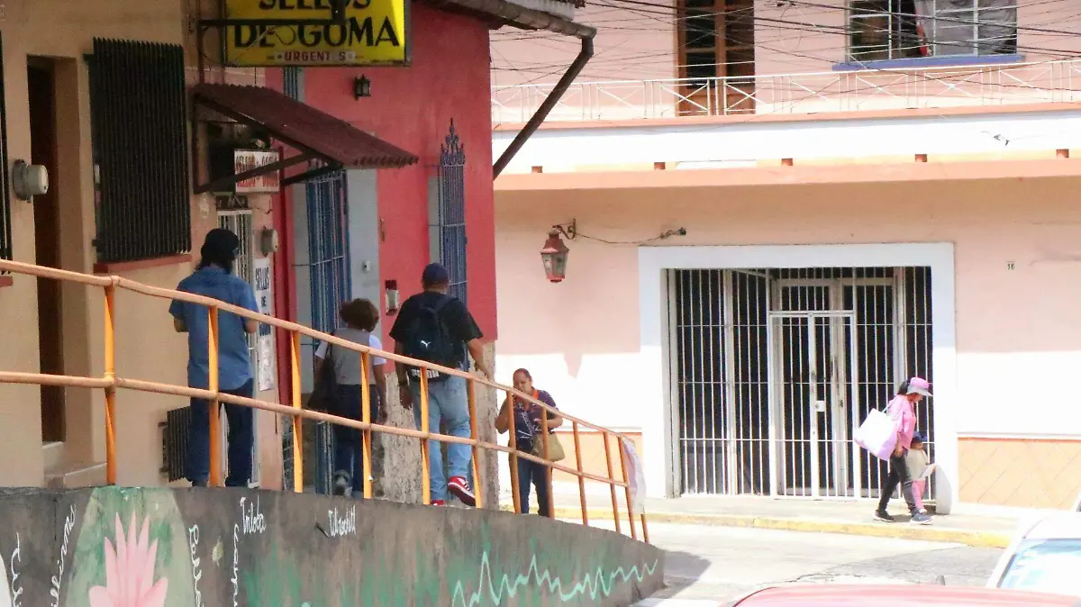 david- Calle González Ortega 645