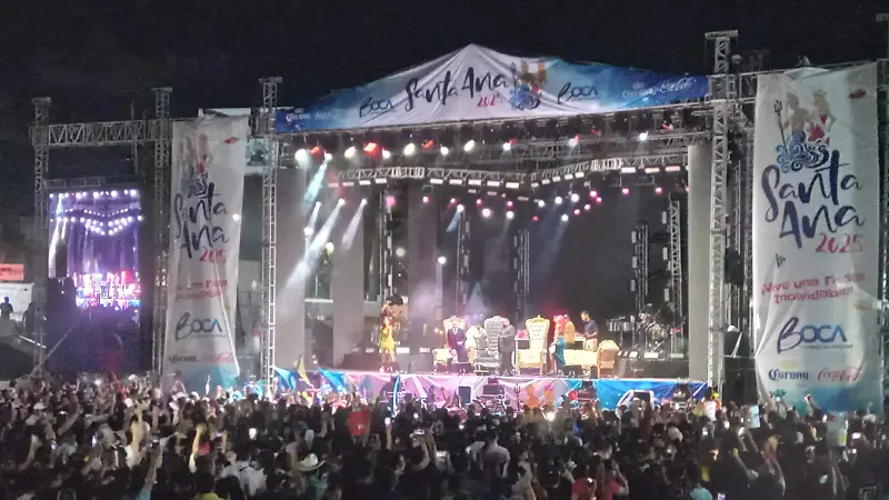 Fiestas de santa ana primer concierto