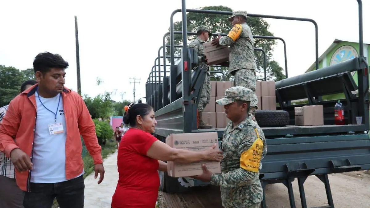 Apoyan a damnificados por las lluvias en la zona sur