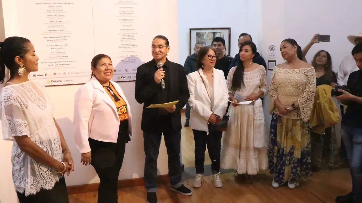 Homenaje a tlacotalpeña Elena Ramírez