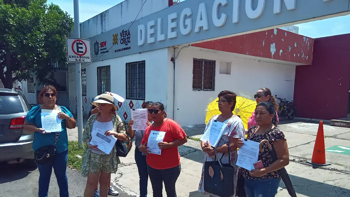 Madres de familia piden un bachillerato