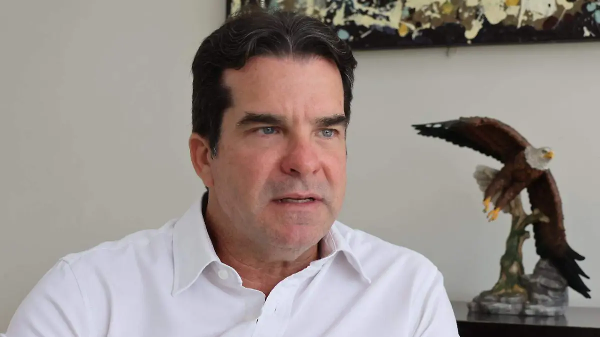 Leopoldo Muñiz Descalzo, titular de la Notaría 65 con sede en el puerto de Veracruz