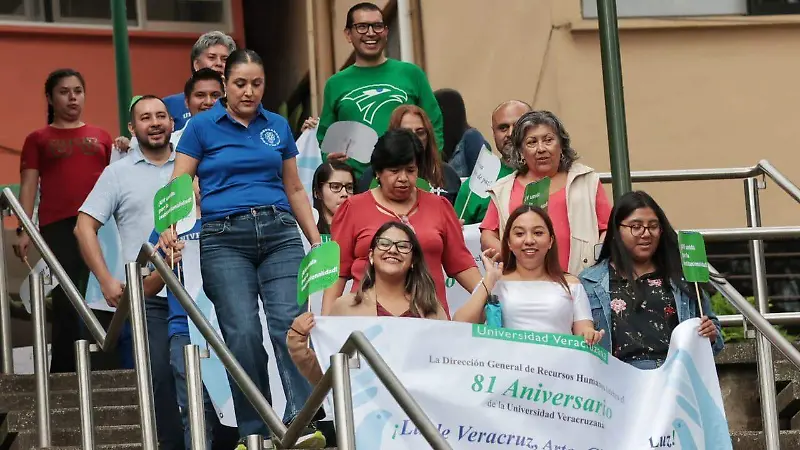 Rector en el 81 aniversario de la UV